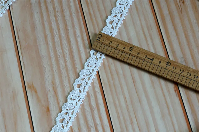 3 ярда Венеция винтажная кружевная бейка белого цвета фестончатая Цветочная