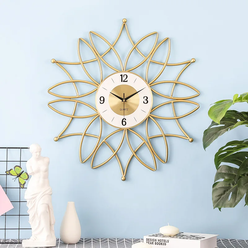 

Home Wall Clock Decoration Nordic Gold Wrought Iron Wall Creative Flower Fashion Watch Clothing Store Barber Shop Wall Clock
