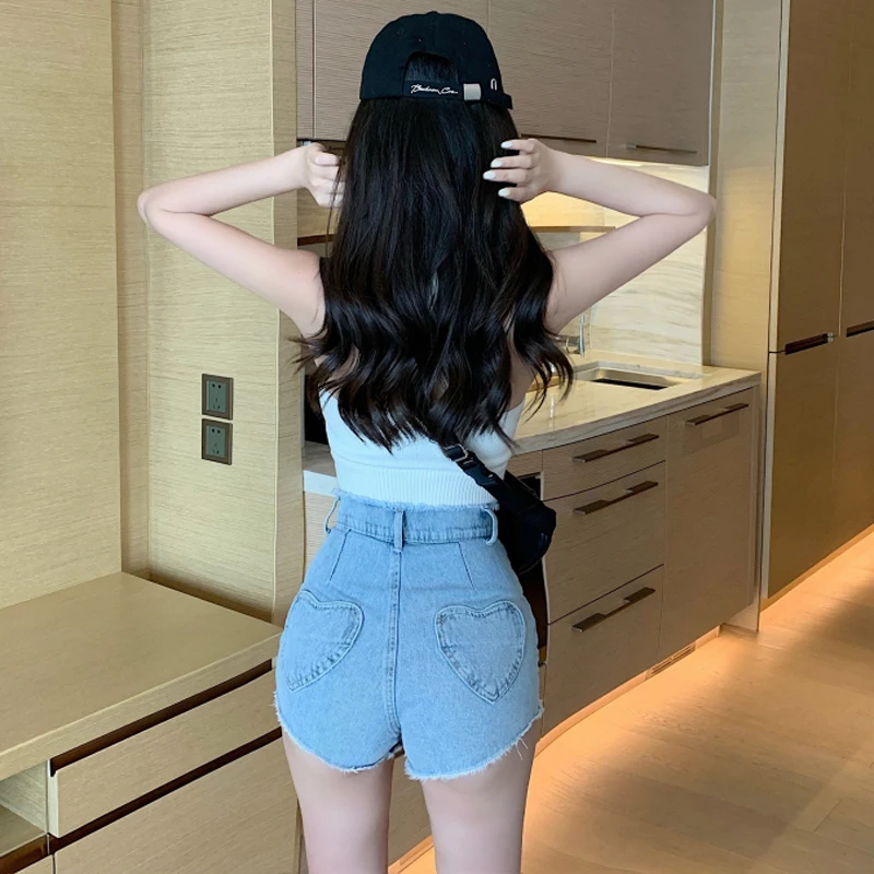 Шорты женские джинсовые с бахромой винтажные модные штаны из денима эффектом