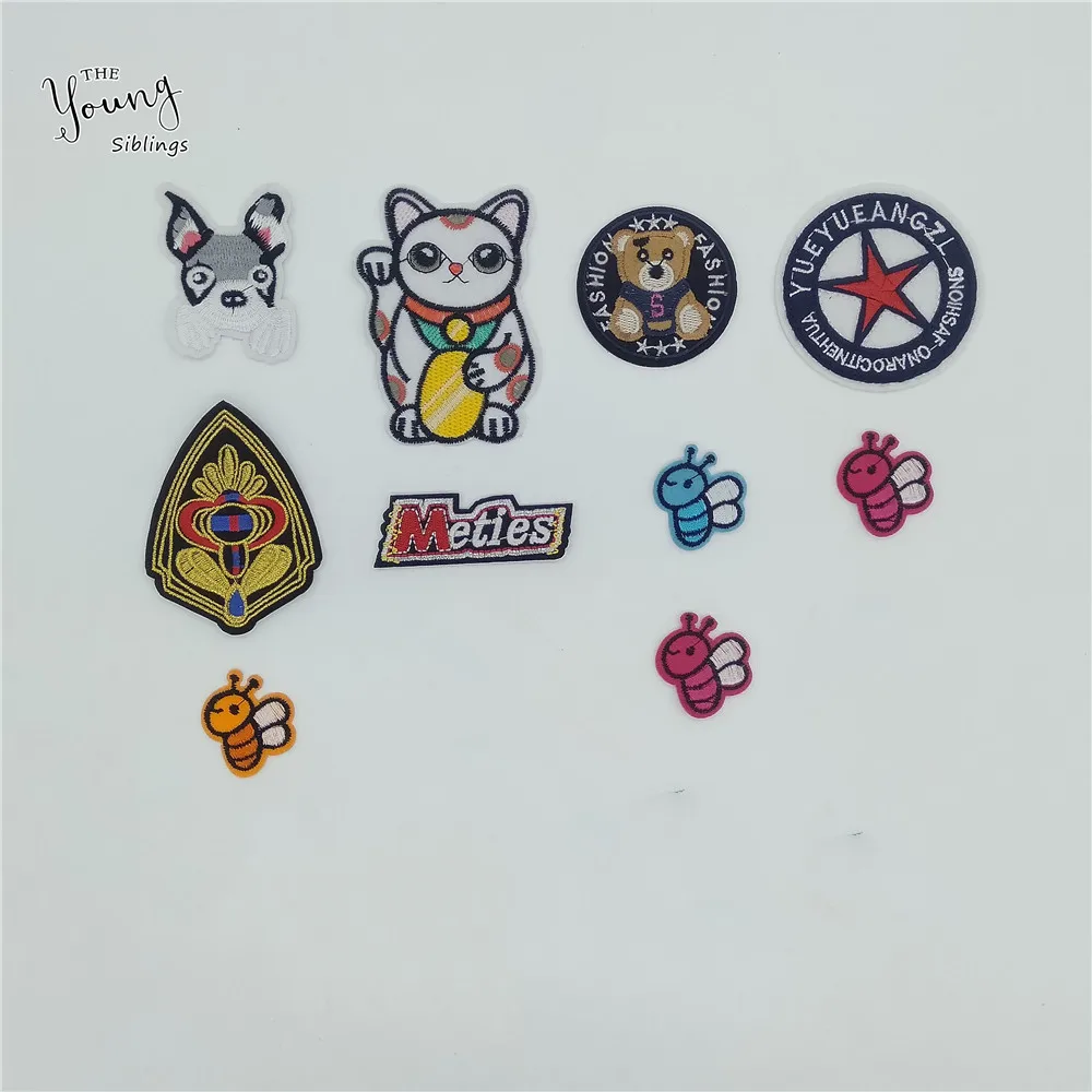 Новое поступление НАШИВКА СО смайликом из мультфильма для одежды железная