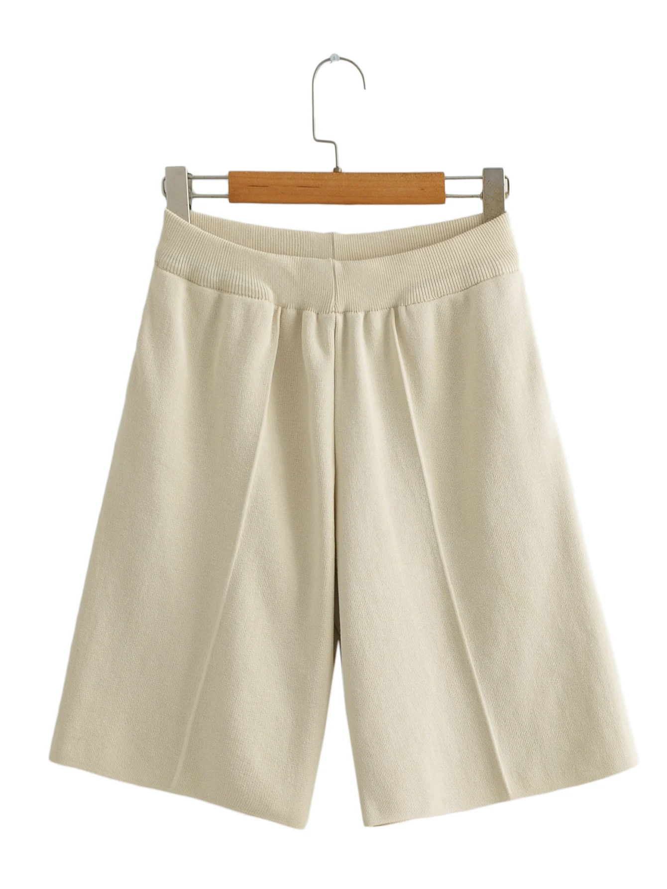

JC·KILIG Solid Color Knit Cropped Shorts are The New Spring/Summer 2021 Trend Y5517