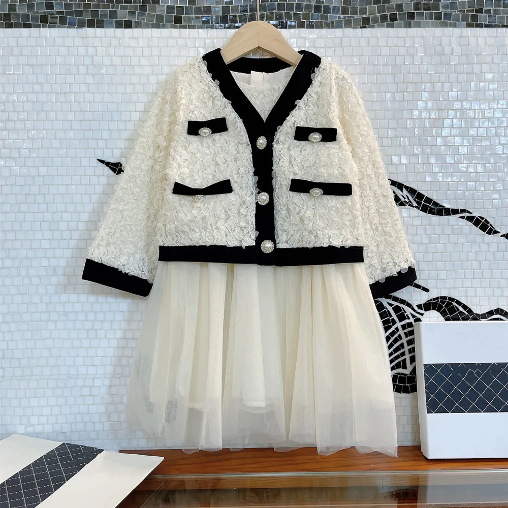 

High-end girls' western style suit skirts 2021 spring and autumn new skirts, big children's plaid small fragrant two-piece trend