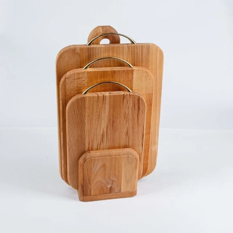 Набор больших разделочных деревянных досок на подставке для сервировки подачи