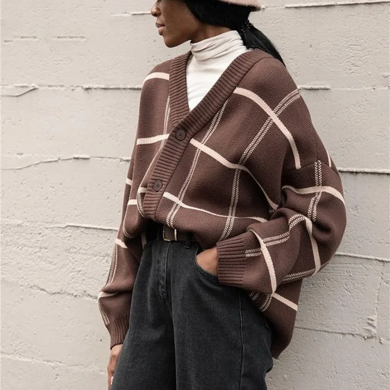 

2021 Autumn Winter Thick Oversized Women Knitted Cardigan Fashion Retro Plaid Brown Single Breasted Female Sweater Loose Jumper
