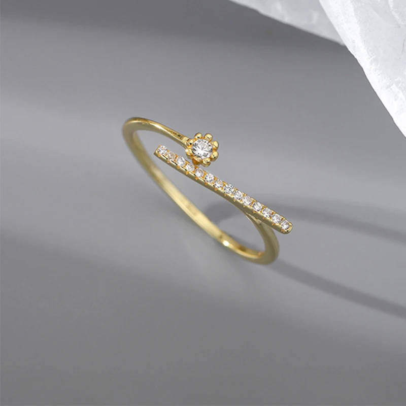 Женское Открытое кольцо из серебра 2022 пробы с бриллиантами | Украшения и