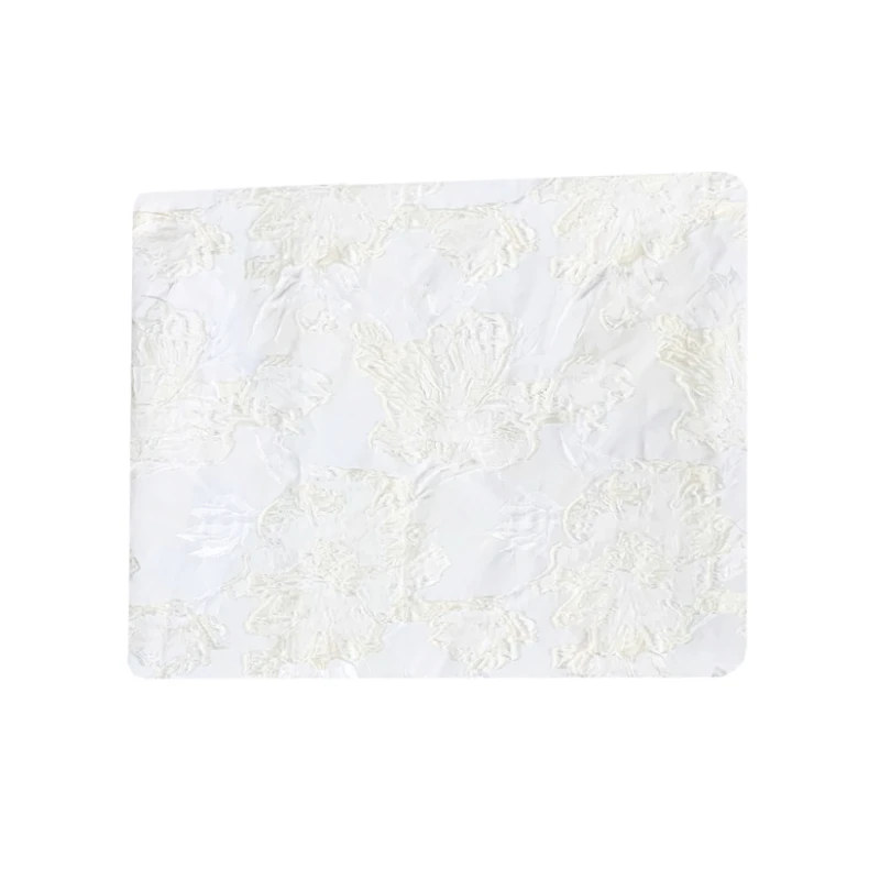 

Big-brand three-dimensional embossed yarn-dyed jacquard fabric, sewing fabric factory shop is not out of stock