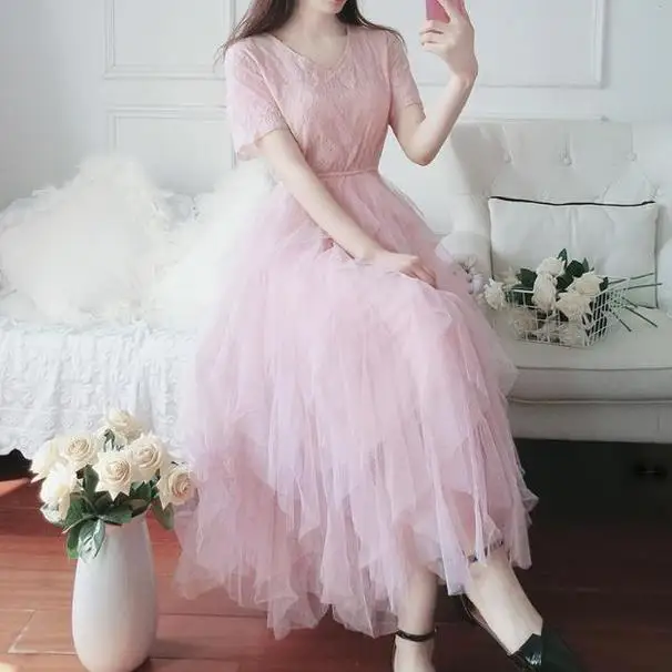 Женское многослойное платье средней длины элегантное розовое кружевное