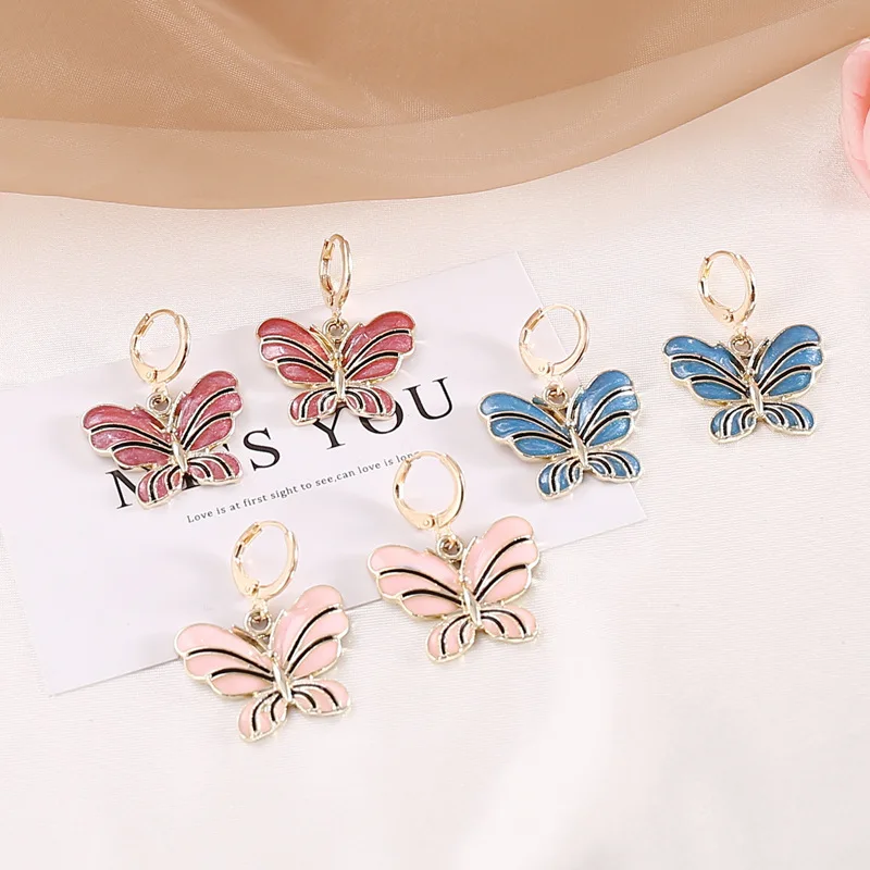 

Fashion Butterfly Earrings for Women Alloy Vintage Butterflies Hoop Earrings Retro Women Jewelry Personalized Girls Accessories