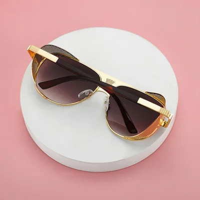 

Side Wrap Sunglasses For Men And Women Vintage Sunglasses Europe And America Personality Style Jelly Multicolor Glasses