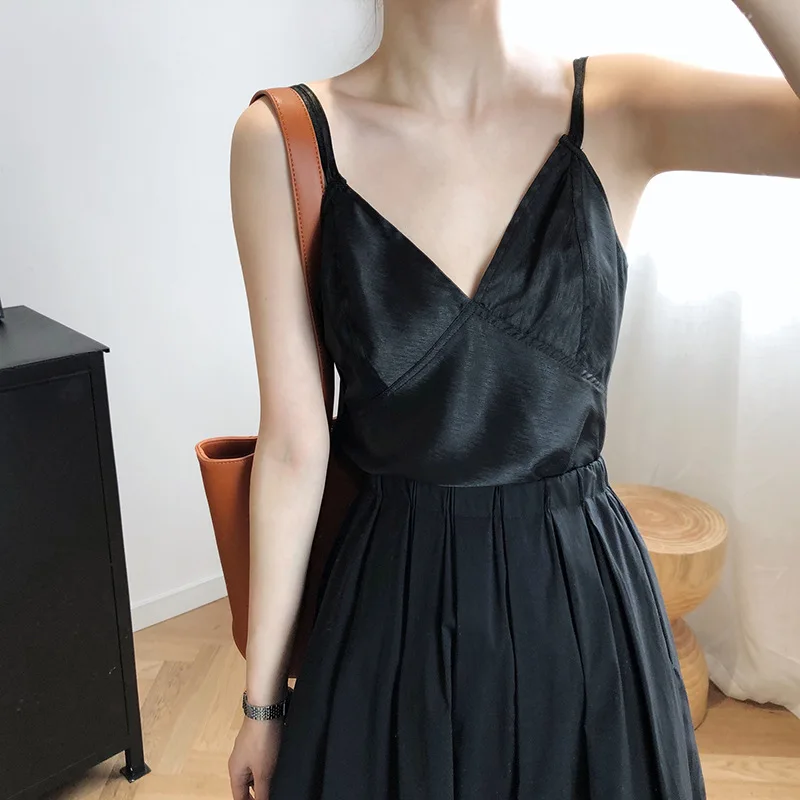 

Satin fashion small camisole, ladies summer design, niche, external wear, thin sexy skinny bottoming shirt, sleeveless top