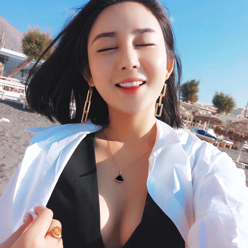 

Luomansi Fan-shaped Natural Agate Mecklace 100% s925 Silver Pendant Necklace Fing Jewelry Wholesale