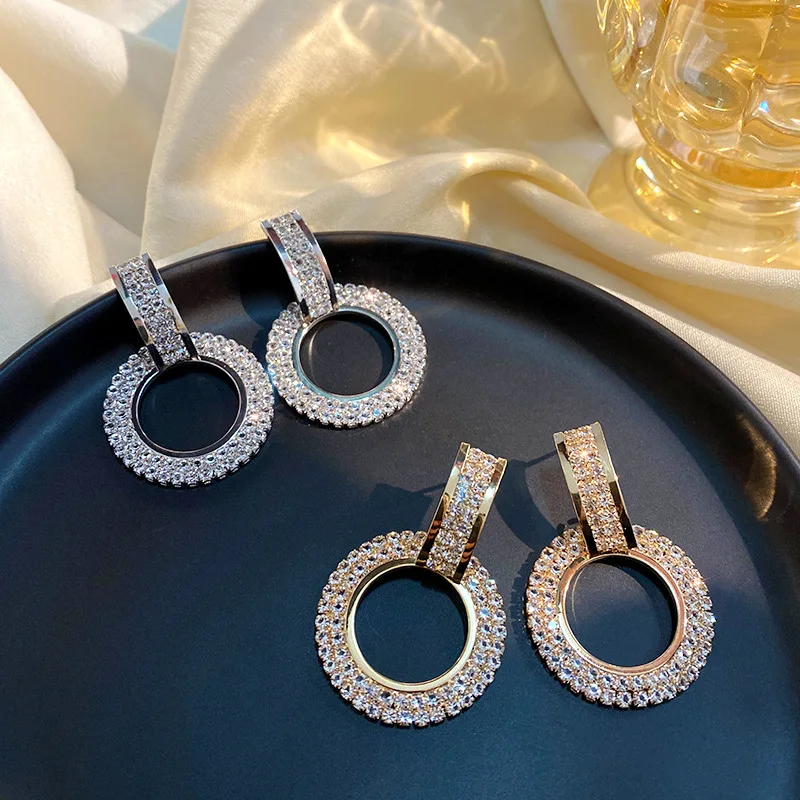 

Модные серьги для женщин, блестящие высококачественные ювелирные изделия из K-gold, круглые геометрические серьги 3A с цирконом, инкрустирован...