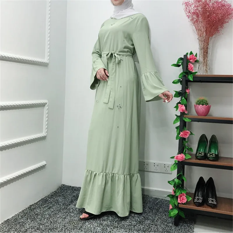 

Hand made diamond beading muslim peignoir Robes syari Dubai Fashion female full length ruffles Abaya Muslim Dress with belt