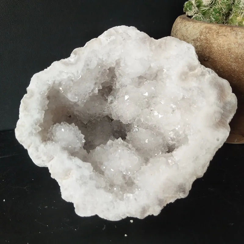 300-350g natural White agate geode crystal cluster Cornucopia feng shui Decorative stone gemstones | Дом и сад