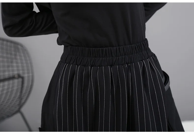 [EAM] High Elastic Waist Striped Black Asymmetric Trousers New Loose Fit Pants Women Fashion Tide Spring Autumn 1A933