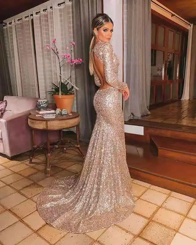 

2019 star's sequined Long sleeve dress shows off her backpacks in a summer style Celebrity Dresses