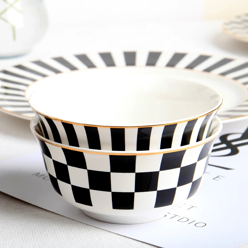 Черно-белая керамическая чаша винтажная сервировочная декоративная для супа