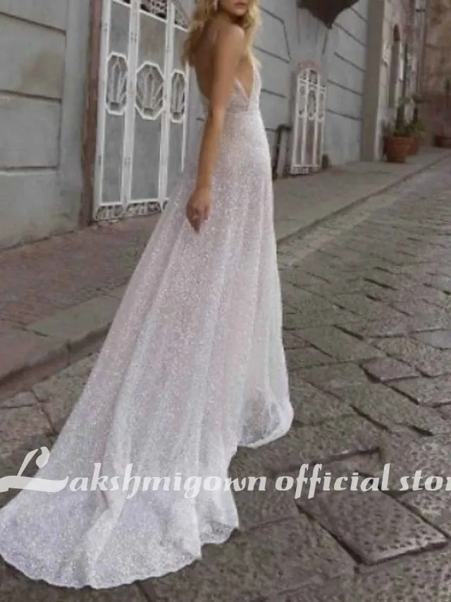 

2020 A-Line Wedding Dresses V Neck Sweep / Brush Train Tulle Spaghetti Strap Boho Plus Size bridal gown