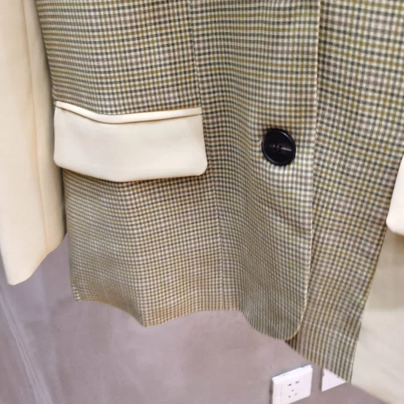 

ECRURANI Korean Hit Color Blazer For Women Notched Long Sleeve Patchwork Plaid Blazers Female New Clothing 2021 Spring Fashion