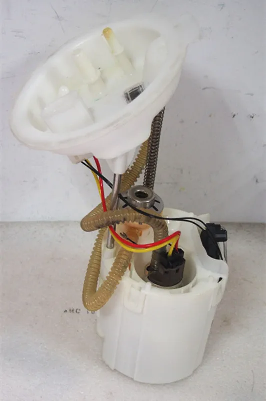 Б/у оригинальный топливный насос BOSCH 7273277-12 подходит для BMW серии 3 GRAN TURISMO (F34) 328 i xDrive 180KW 245CV 0580200131.