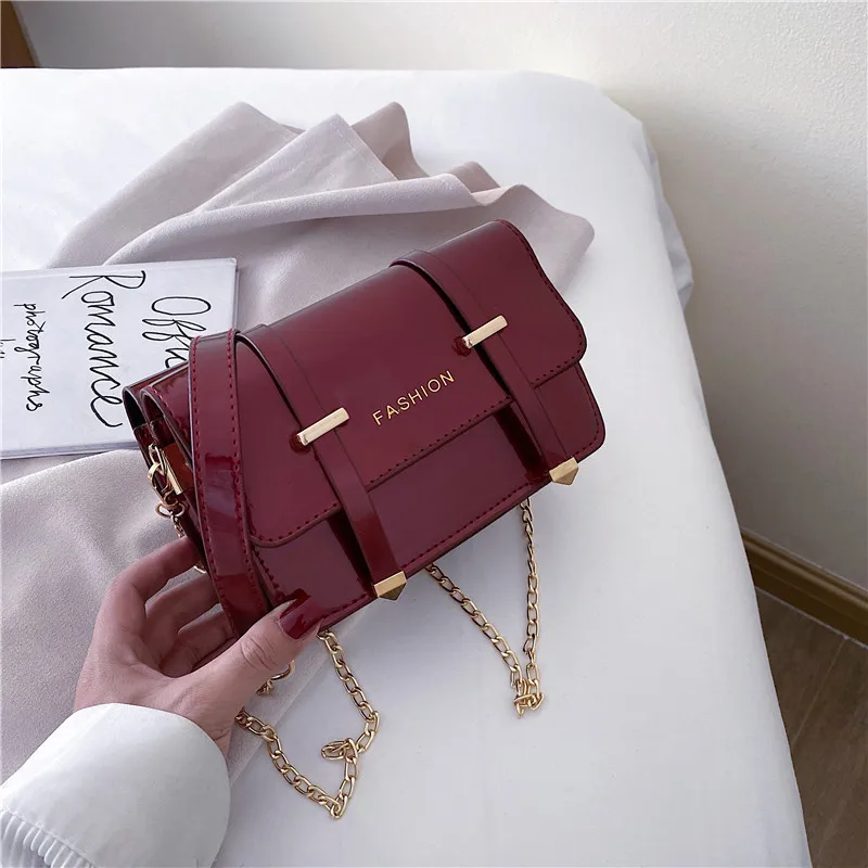 

Women's Small Square Bag Shoulder Bag Patent Leather Chain Shoulder Small Bag 2020 Summer Korean Version of The Crossbody Bag