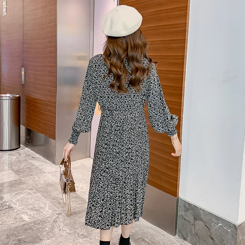 Женское платье с длинными рукавами фонариками для кормящих мам послеродового