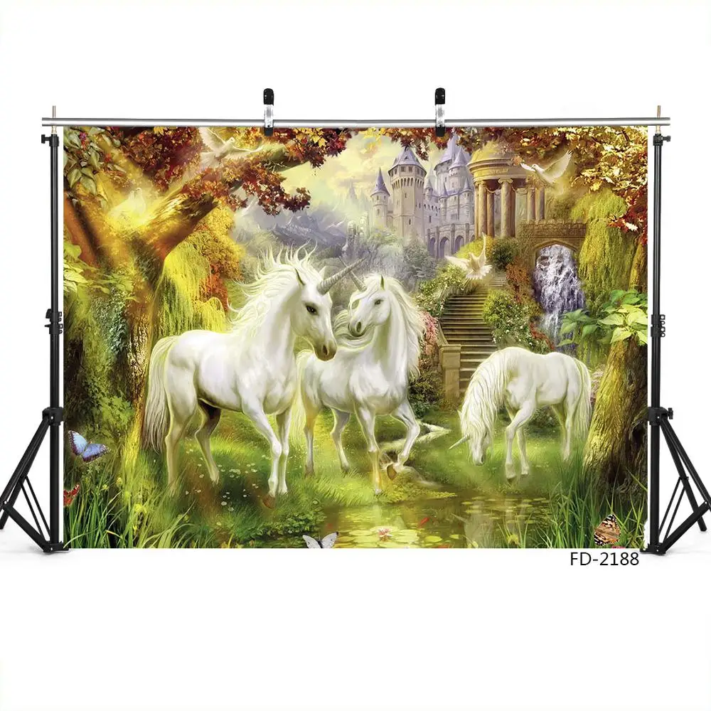 Фон для студийной фотосъемки детей с изображением белого единорога леса замка |