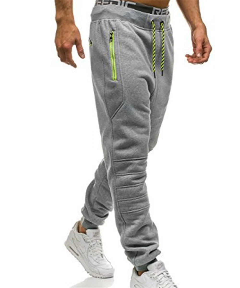 Спортивные штаны эластик полиэстер. Штаны Cyber men's Sweatpants. Спортивные штаны Jordan мужские с молнией снизу для бега. Спортивные брюки мужские с карманами.