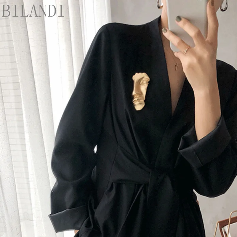 

Bilandi Trendy Jewelry Geometric Face Pin Metal Alloy Golden Plating Big Brooches For Women Female Gifts Casual Wearing