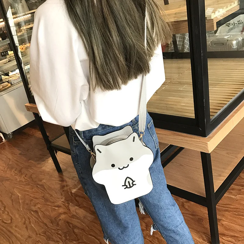 Женская сумка через плечо квадратная на лямках большая рюкзак для мобильного