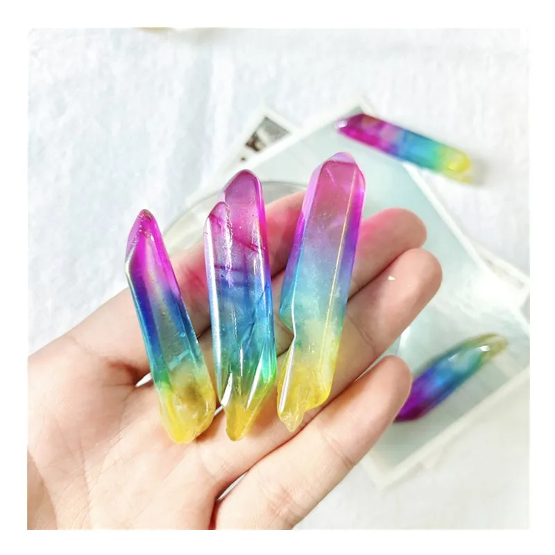 

Wholesale Natural Crystals Healing Stones Angel Aura Clear Quartz Points Crystals For Christmas Decoration