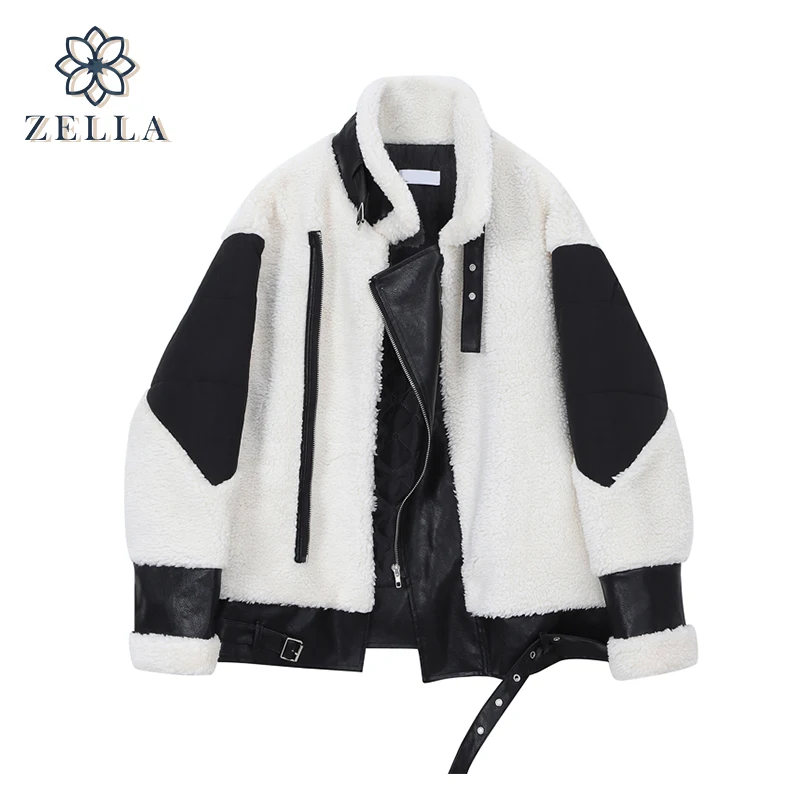 

Coats & Jackets