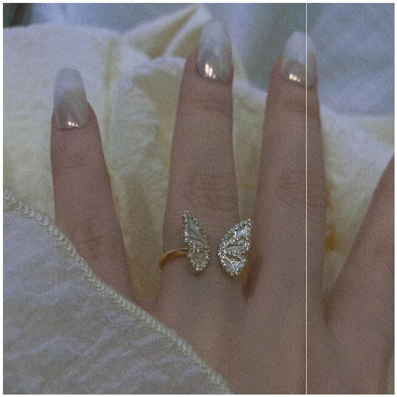 

Fairy Temperament ~ Retro Court Refined and Simple Diamond-Studded Ring Women's Ring Hollow Full Butterfly Open Ring Full Diamon