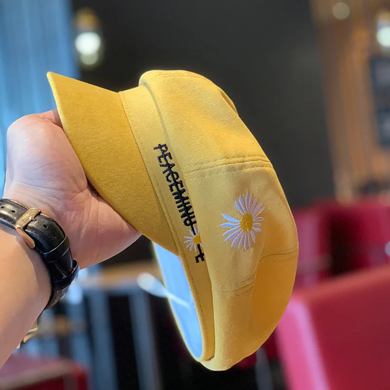 Маленькая шляпа с ромашками и цветами Женская Корейская версия весенне-осеннего