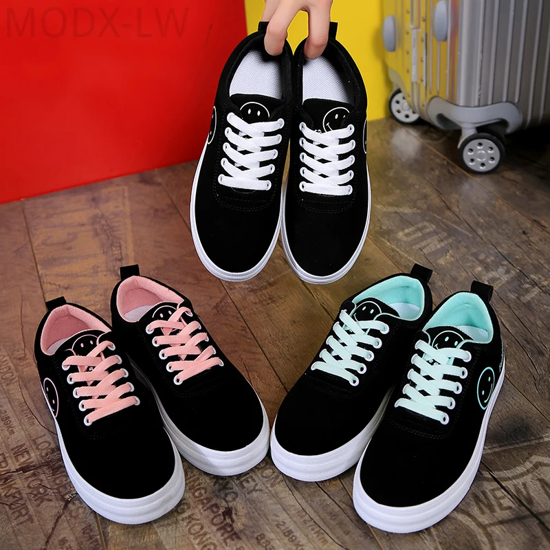 

Ladies hot-selling canvas shoes non-slip outdoor flat shoes new fashion classic lace-up smile casual women's sports shoes