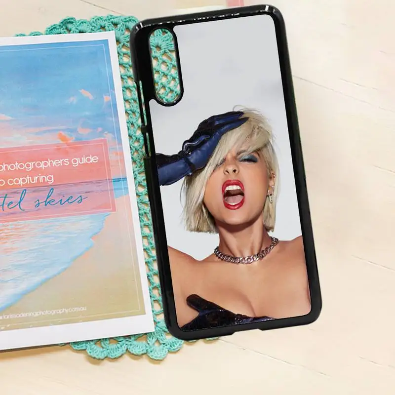 

Miley Cyrus famous actor singer luxury shell Phone Case PC for iPhone 11 12 pro XS MAX 8 7 6 6S Plus X 5S SE 2020 XR