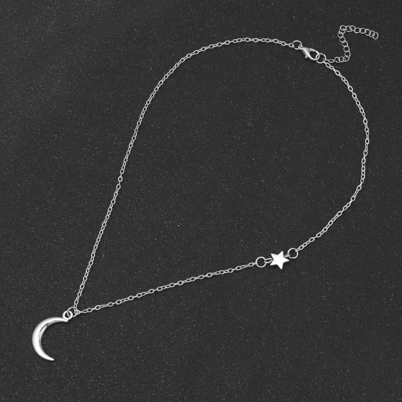 

Funmode Trendy Simple Design Moon Star Link Chain Pendant Necklace For Women Dress Jewelry Accessories Gifts Wholesale FN157