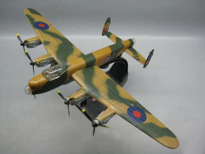 

rare Special Offer 1:144 British Army in World War II Lancaster B MKI Long Range Bomber Model Alloy Military Model