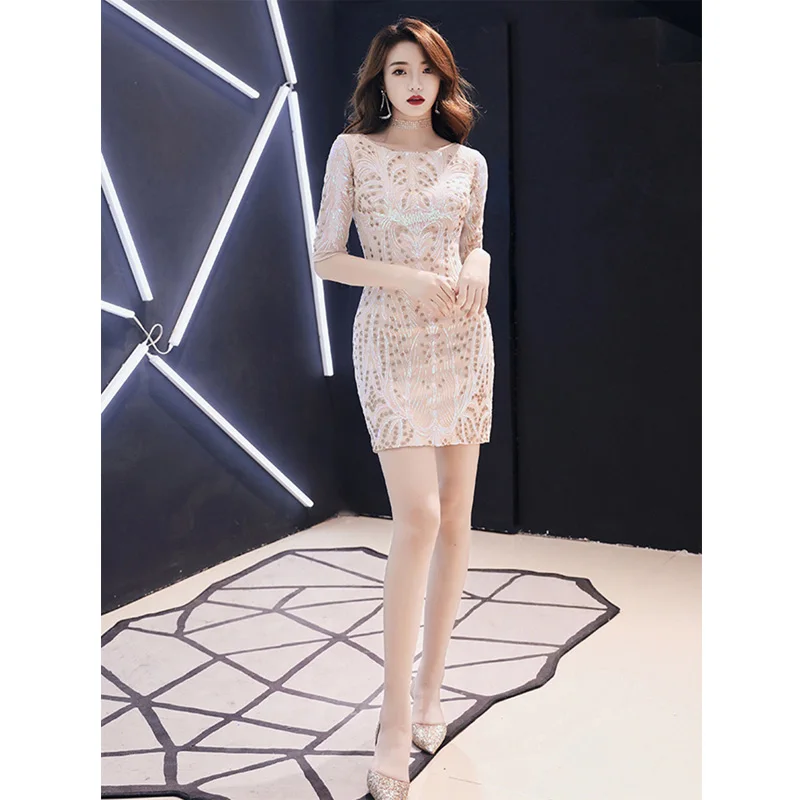 Очаровательное платье для выпускного вечера с круглым вырезом рукавом до локтя