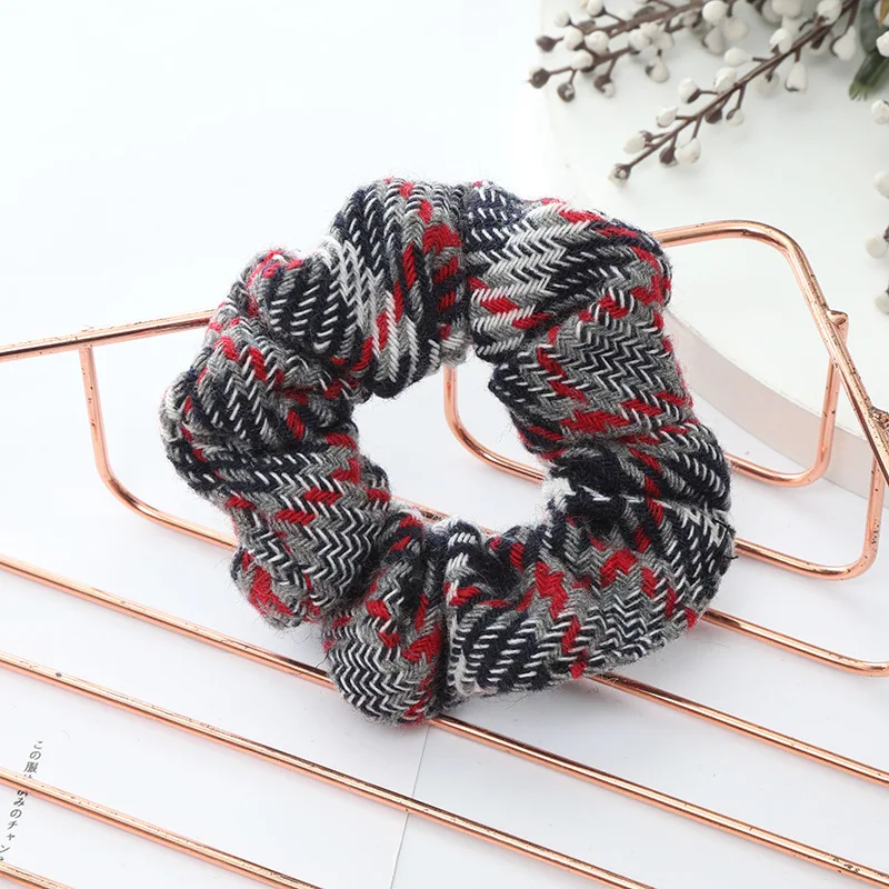 

100pcs / lot simple red broken flower leopard pattern leather band woman fat intestine headband hair ring sweet hair rope