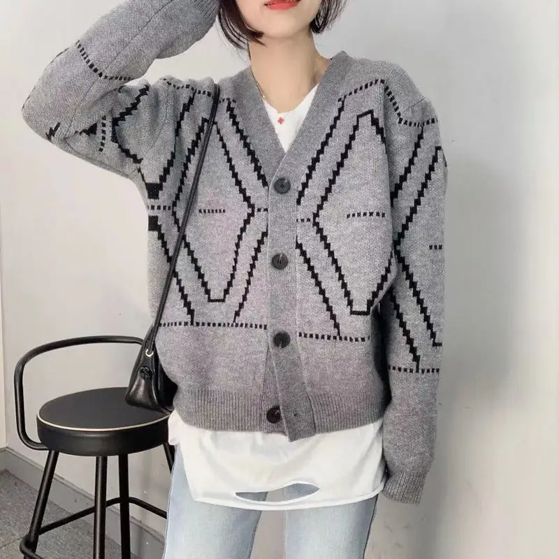 

Sweater sweater sweater loose coat diamond Plaid cardigan girl