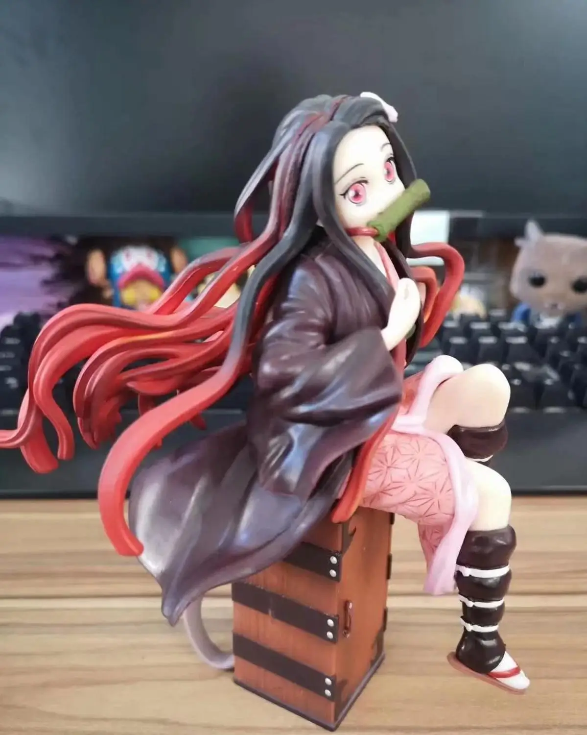 Аниме 17 см Demon Slayer: Kimetsu no Yaiba 1 поколение Kamado Nezuko 1/8 Масштаб Окрашенные ПВХ фигурка