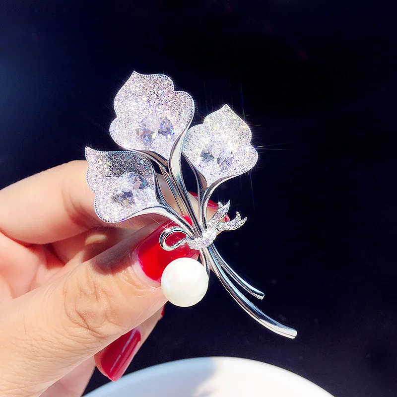 MADALENA SARARA AAAA циркониевая бриллиантовая брошь в виде трех цветов Женская Брошь