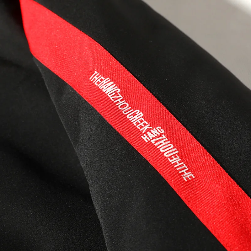 

Men 2020 Winter New Parkas Men Long Thick Hooded Waterproof Embroidery Jacket Men High Quality Warm Cotton Coat Brand Clothing