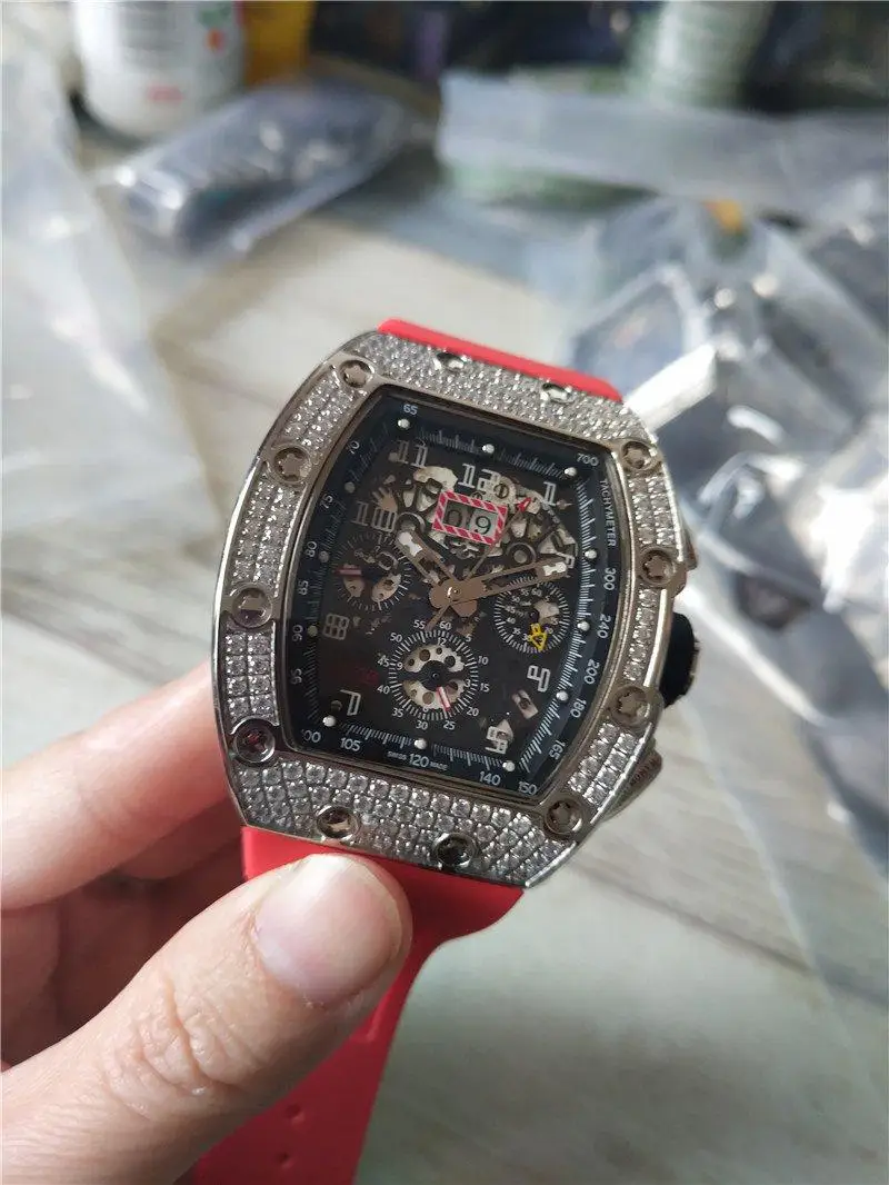 

New Men's Sport Full Iced Diamonds Case Black Red Rubber Luxury Watch Automatic Mechanical Skeleton Dial Transparent Glass Back