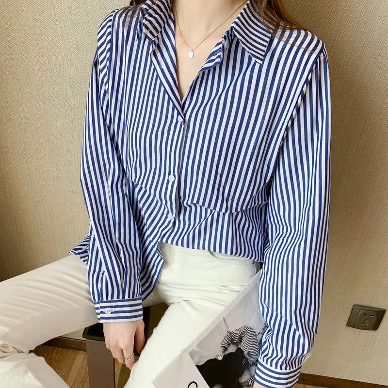 

Chikichi 2021 Spring and Autumn New Style Korean Fashion Lapel Striped Printed Chiffon Loose Long-sleeved Button Shirt Women