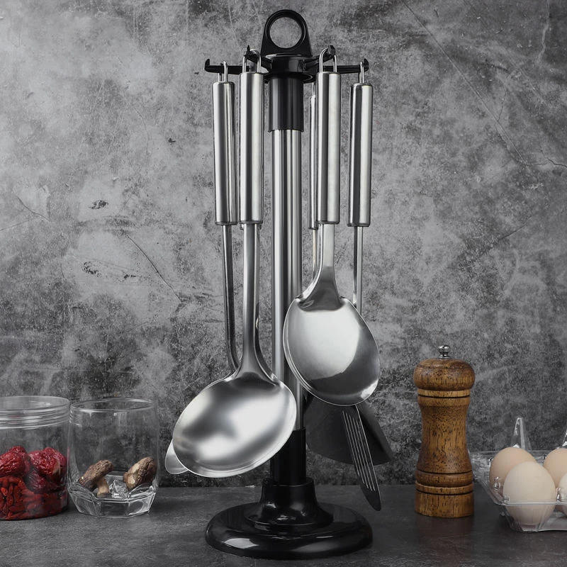 

Вращающаяся стойка-органайзер для шпателя, ложки, ножа, черного цвета