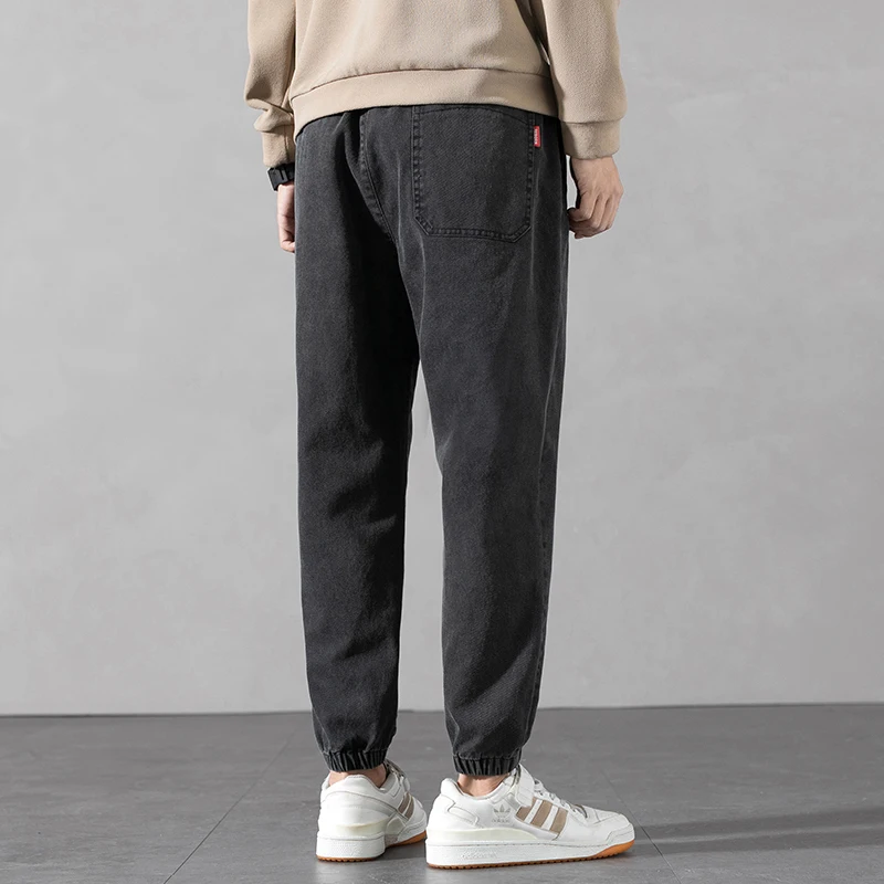 

2021 Fashion Streetwear Men Jeans Big Pocket Denim Cargo Pants Hip Hop Jeans Men Slack Bottom Joggers Pants hombre Trousers 4XL