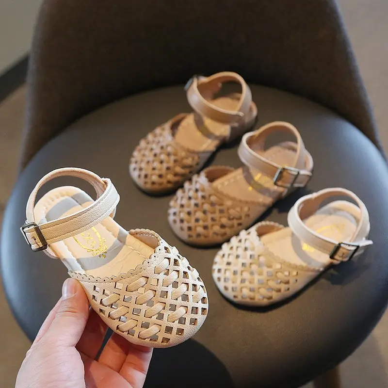 

Girl Sandal 2021 New Summer Non-slip Fashion Fashion Children Princess Shoes Baotou Foreign Style Baby Walking Shoes Girl Shoes