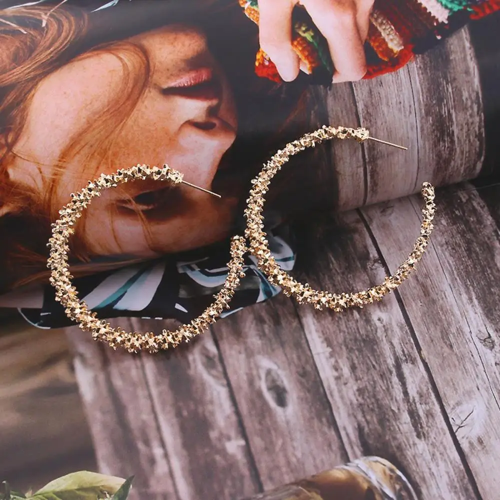 Женские современные серьги-гвоздики с золотым кольцом крупные тяжелые серьги в